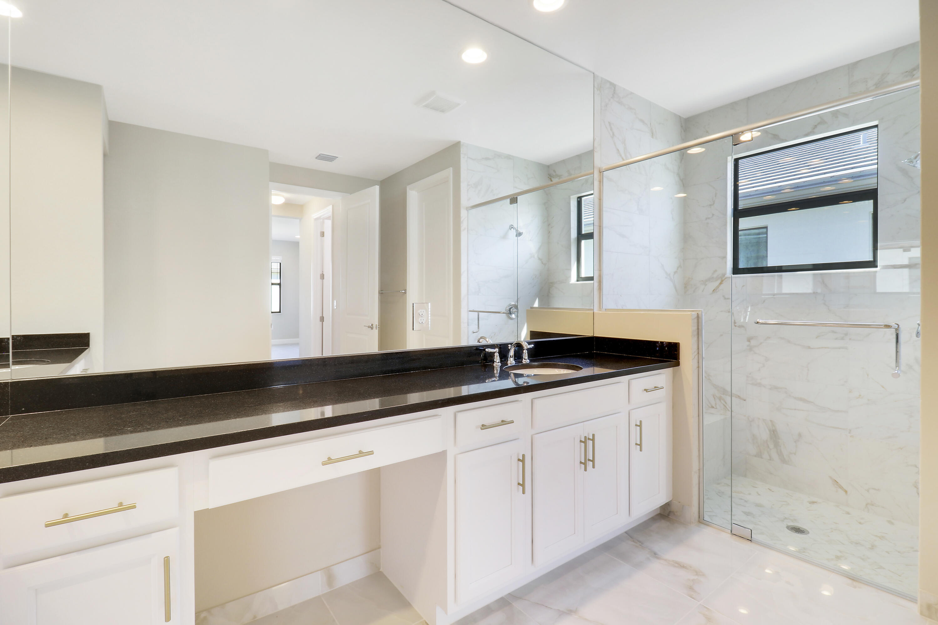 RIVERLAND PARCEL B - PLAT SIX - Residential Lease