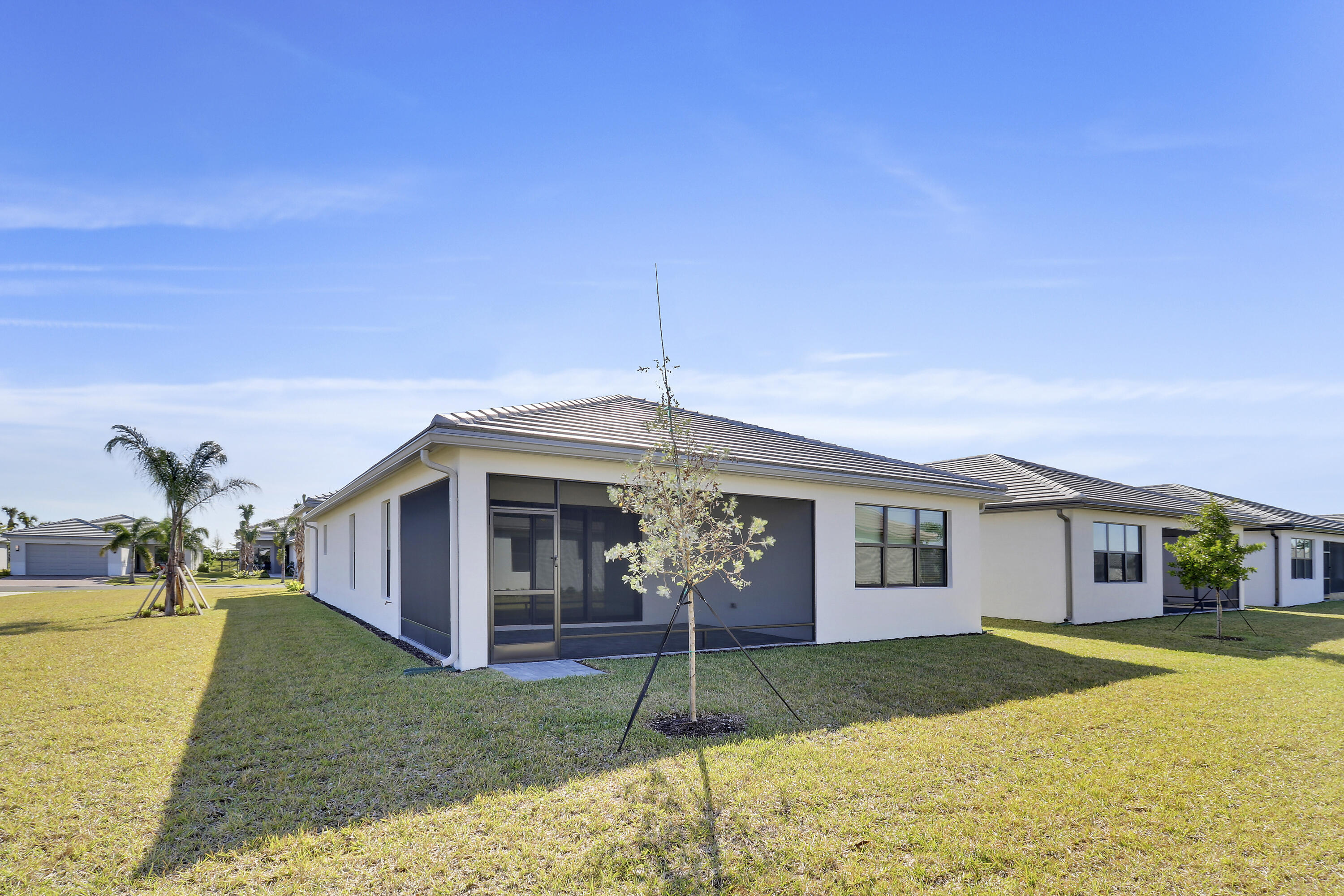 RIVERLAND PARCEL B - PLAT SIX - Residential Lease