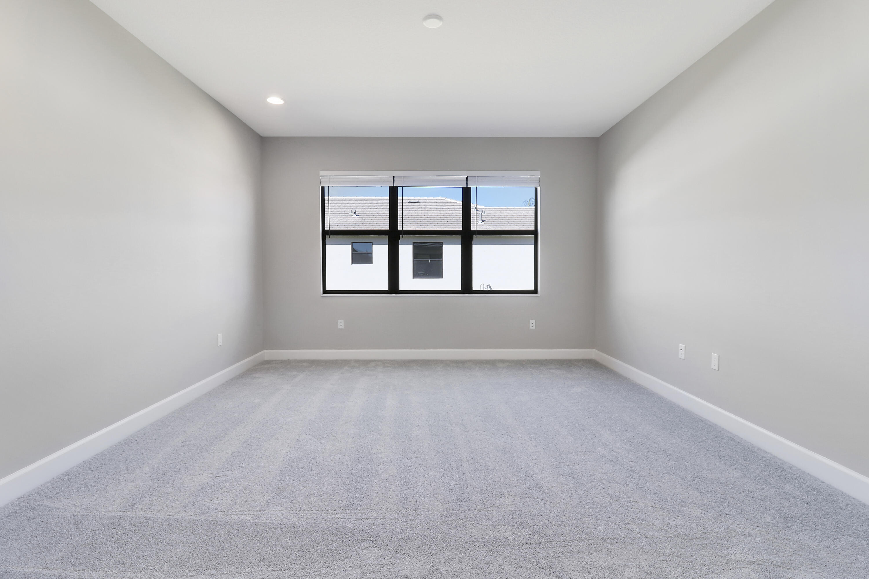 RIVERLAND PARCEL B - PLAT SIX - Residential Lease