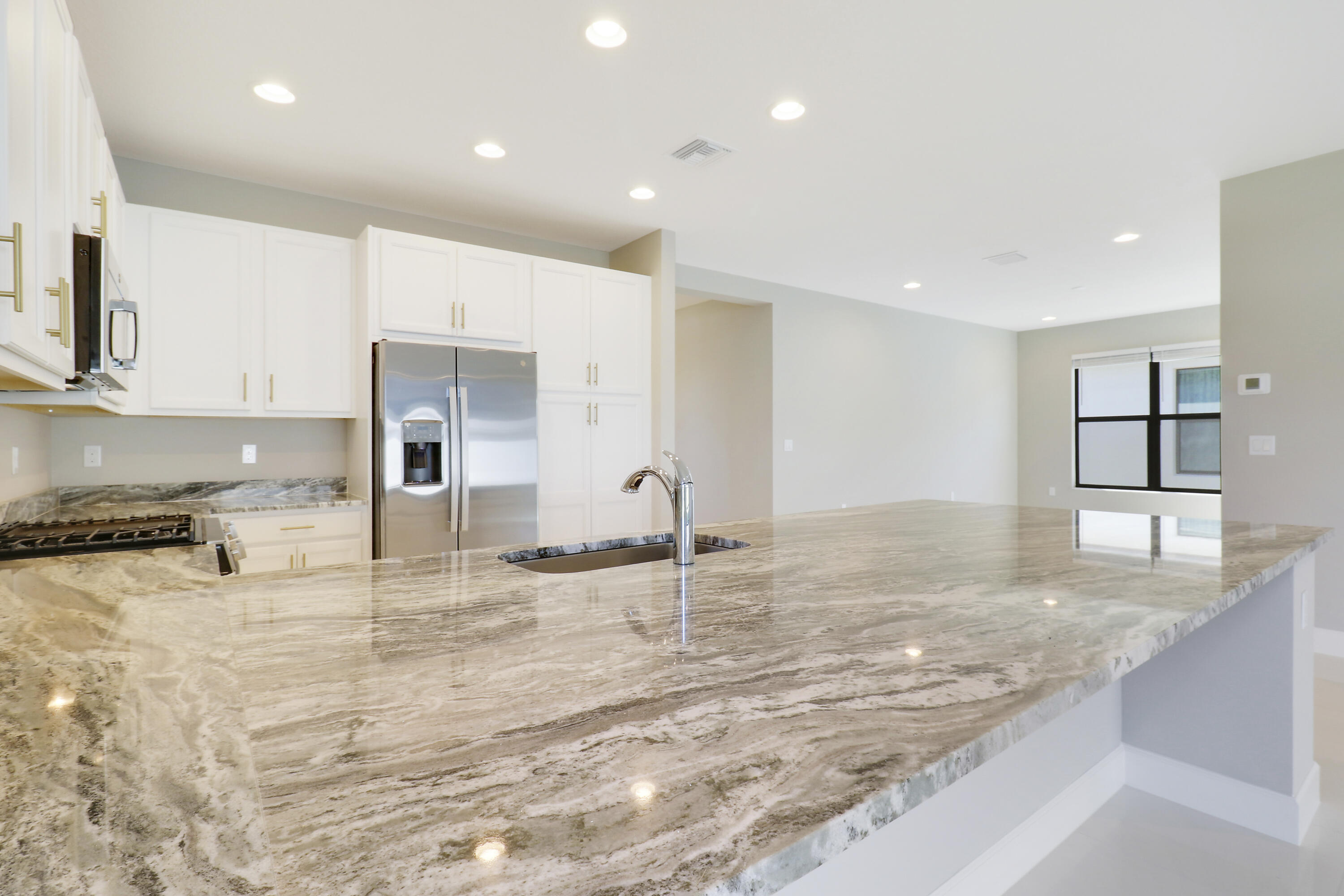 RIVERLAND PARCEL B - PLAT SIX - Residential Lease