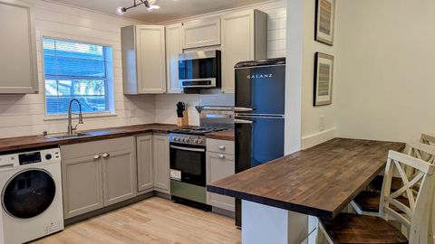 2950 SE Ocean Boulevard 5-2 Stuart FL 34996