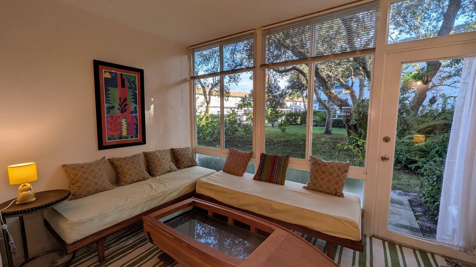 KINGSWOOD CONDO - Residential