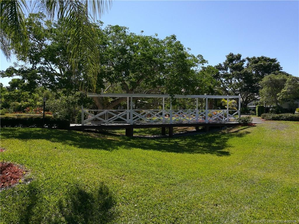 KINGSWOOD CONDO - Residential