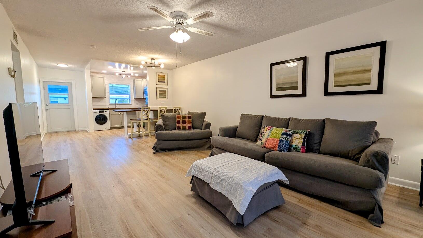 KINGSWOOD CONDO - Residential