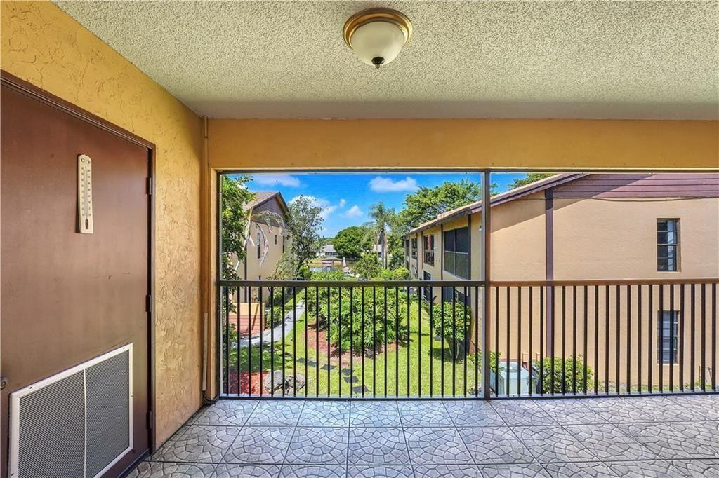 WOODLAKE ISLES - Residential