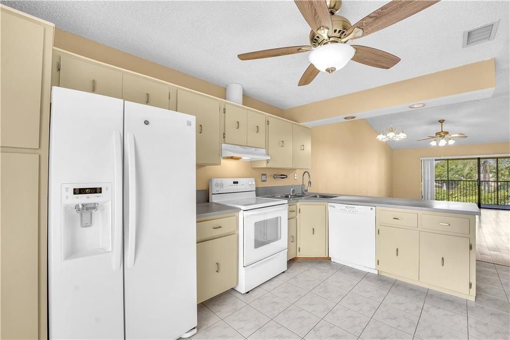 Photo of 1023 Banks Road #201, Pompano Beach, FL 33063 (MLS # F10551919)