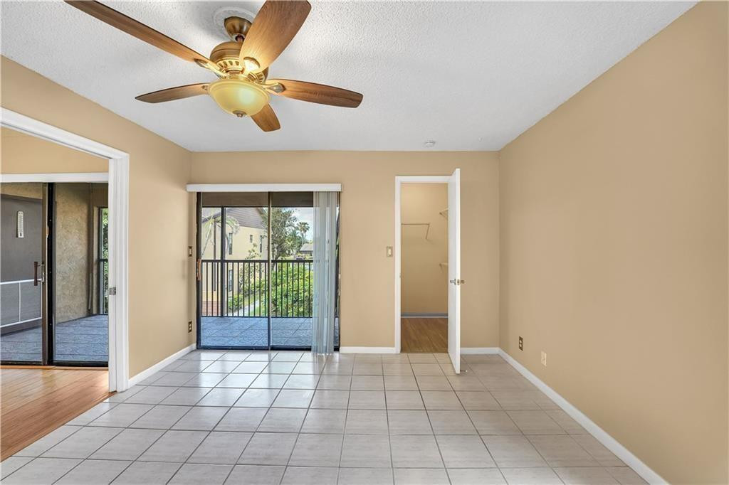 WOODLAKE ISLES - Residential