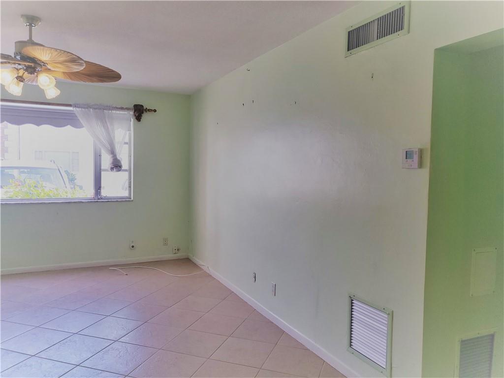 Virginian Apartment - Residential