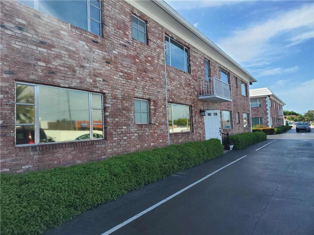 Virginian Apartment - Residential