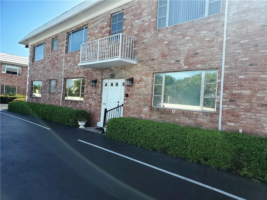 Virginian Apartment - Residential