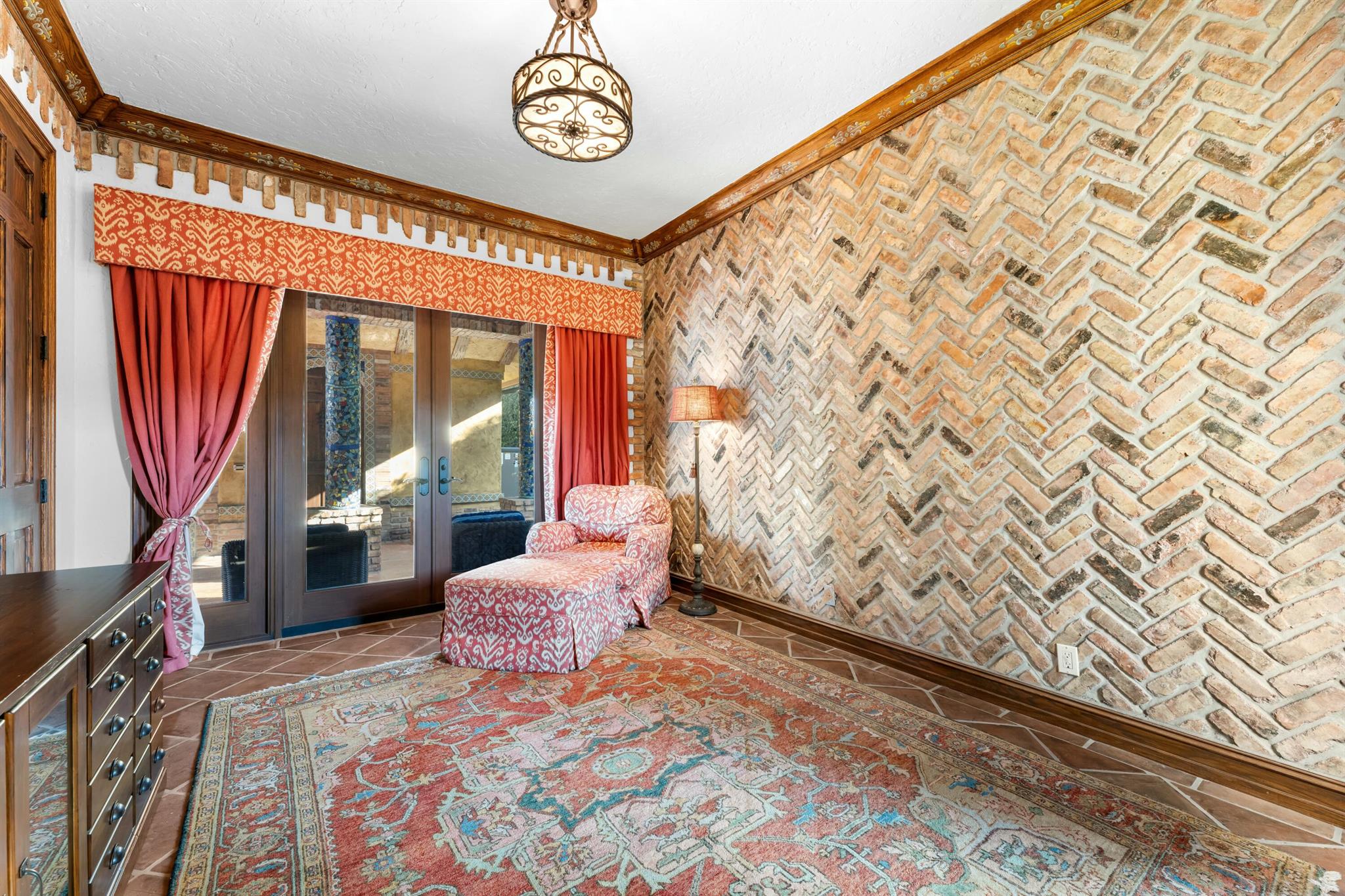 FRENCHMANS CREEK - Residential