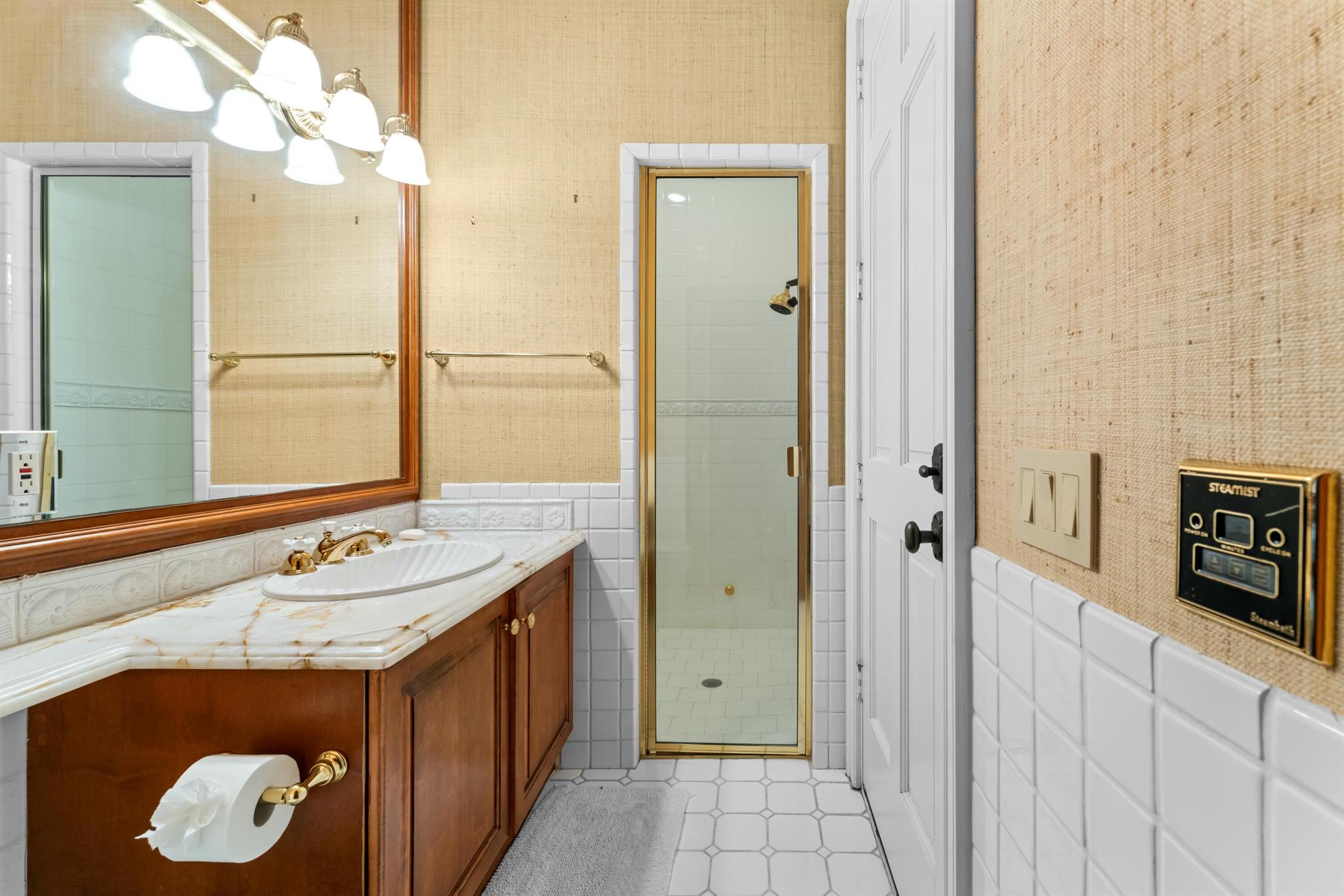 FRENCHMANS CREEK - Residential