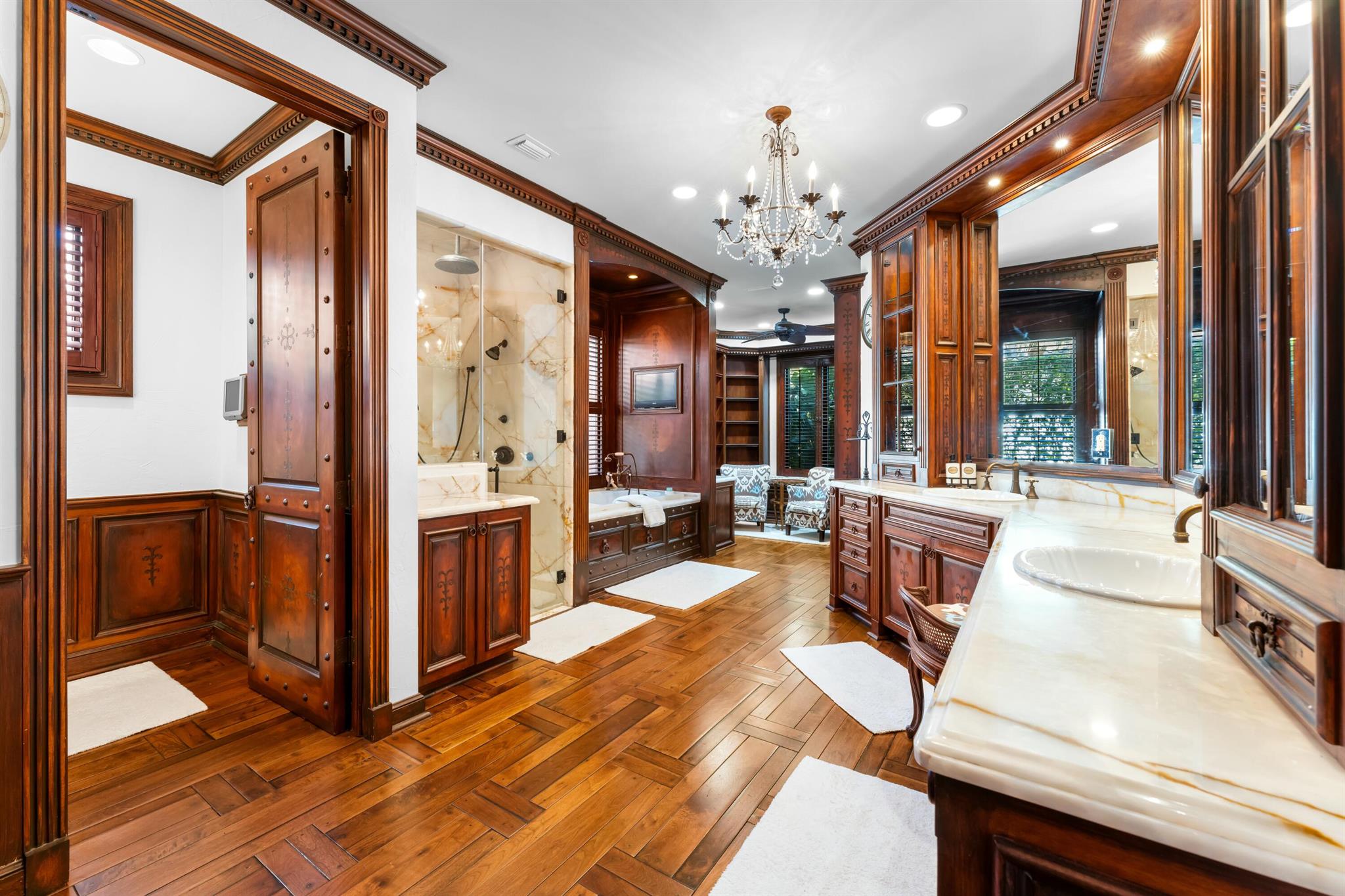 FRENCHMANS CREEK - Residential