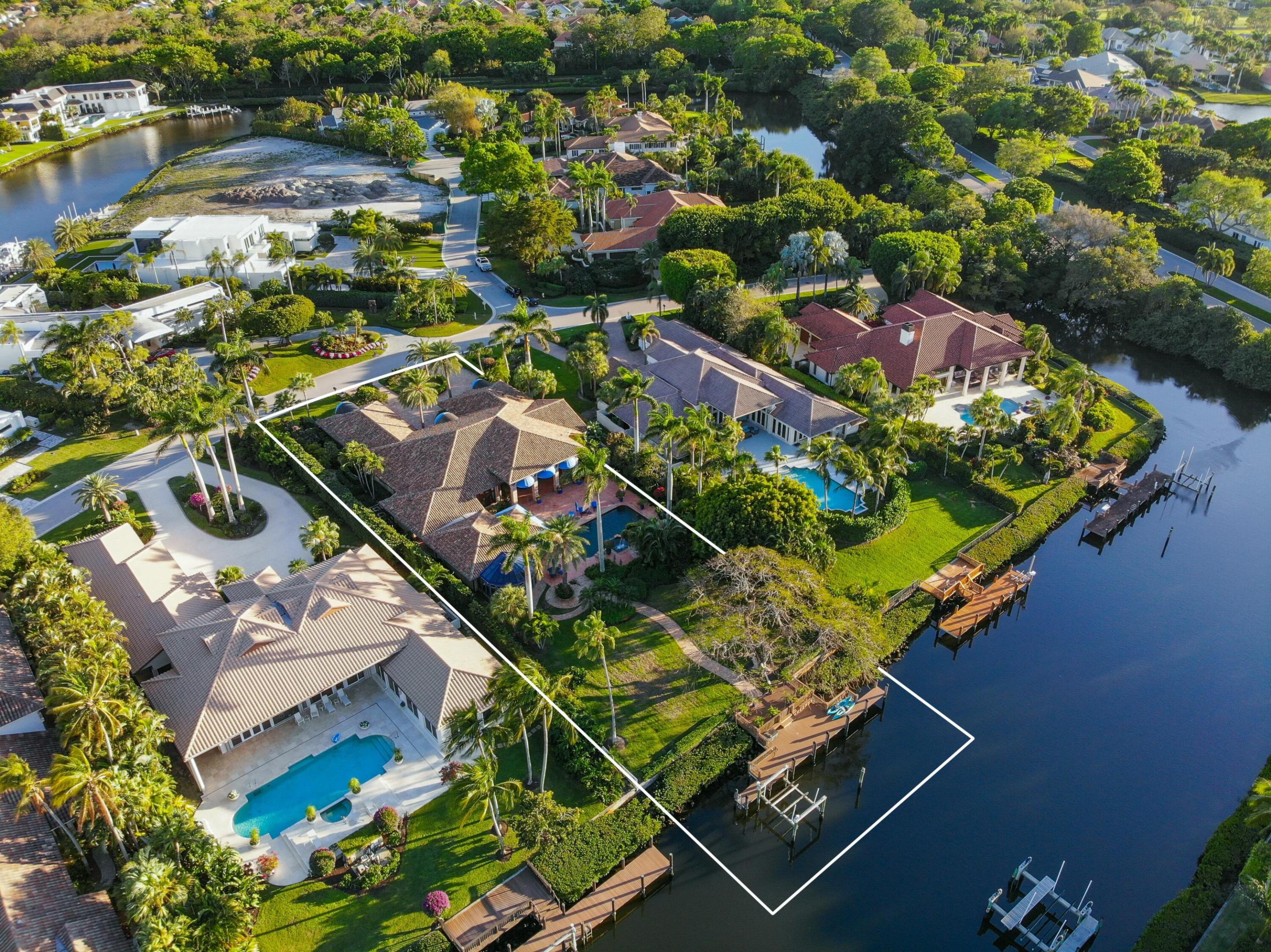 FRENCHMANS CREEK - Residential