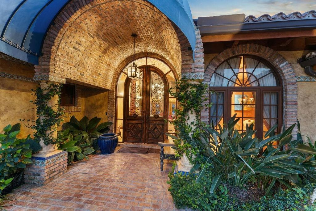 Photo of 2927 Rhone Drive, Palm Beach Gardens, FL 33410 (MLS # R11082959)