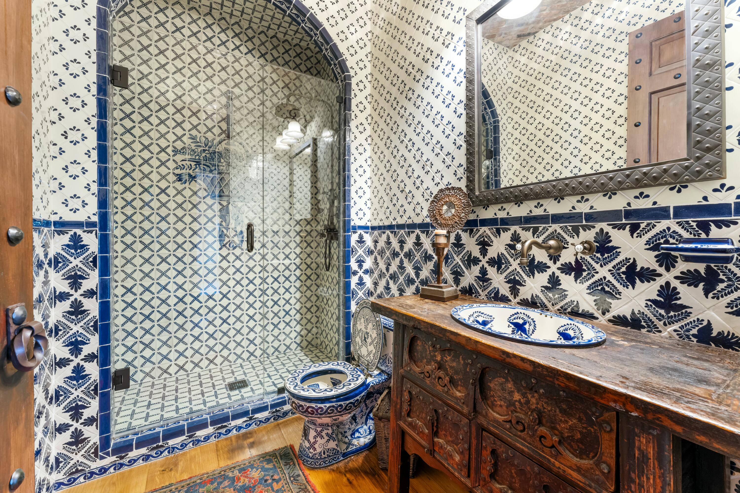 FRENCHMANS CREEK - Residential