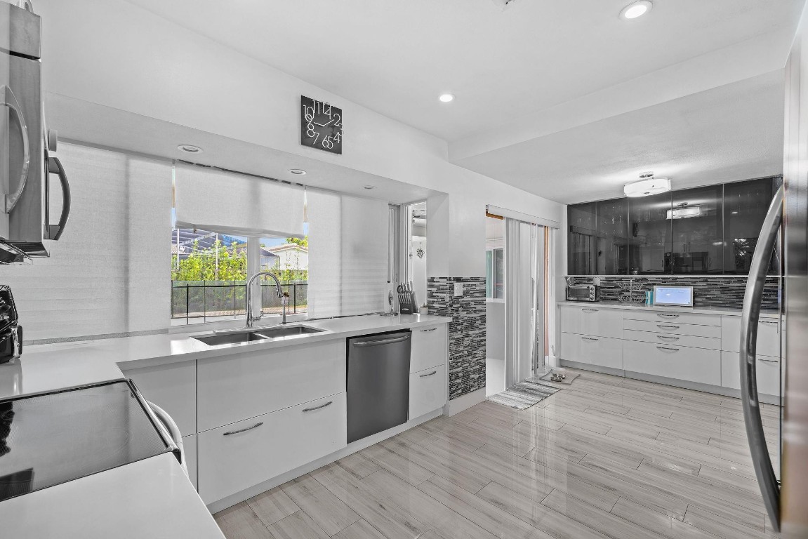 Emerald Hills - Residential