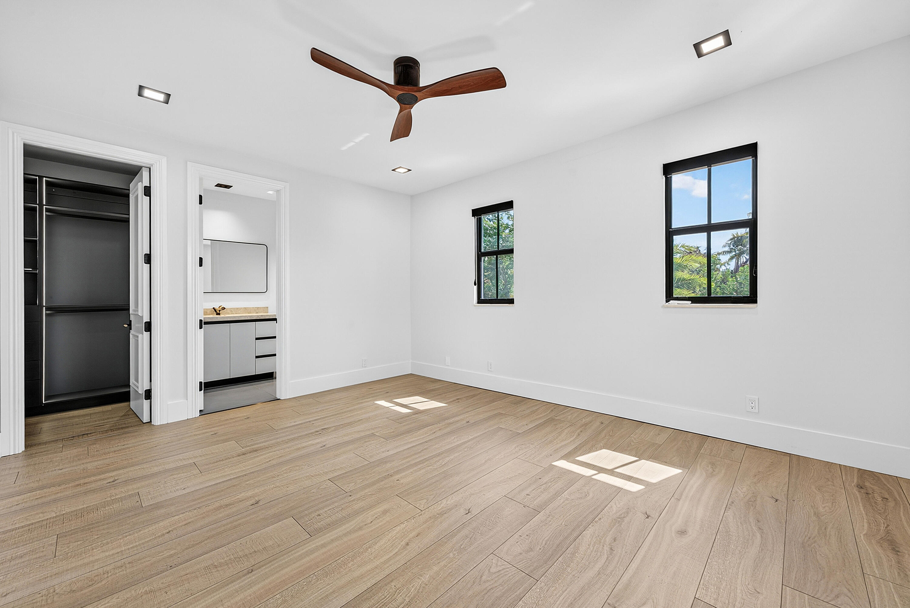 FOX HILL ESTATES OF BOCA RATON - Residential