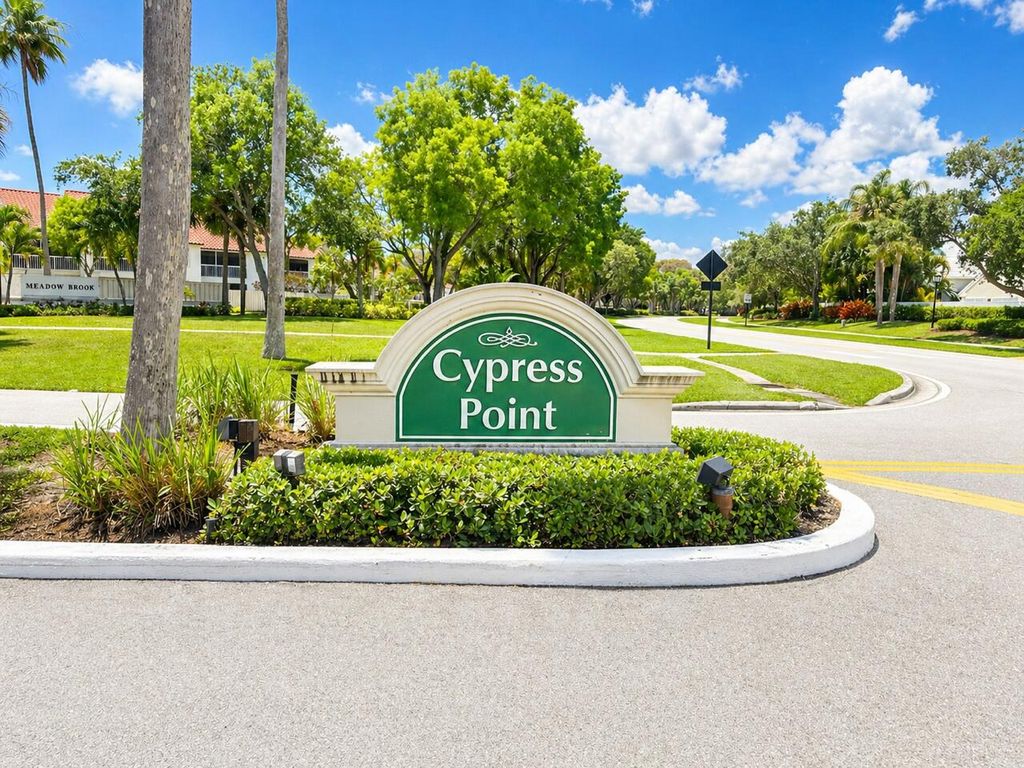 Photo of 183 Cypress Point Drive, Palm Beach Gardens, FL 33418 (MLS # B26012740)