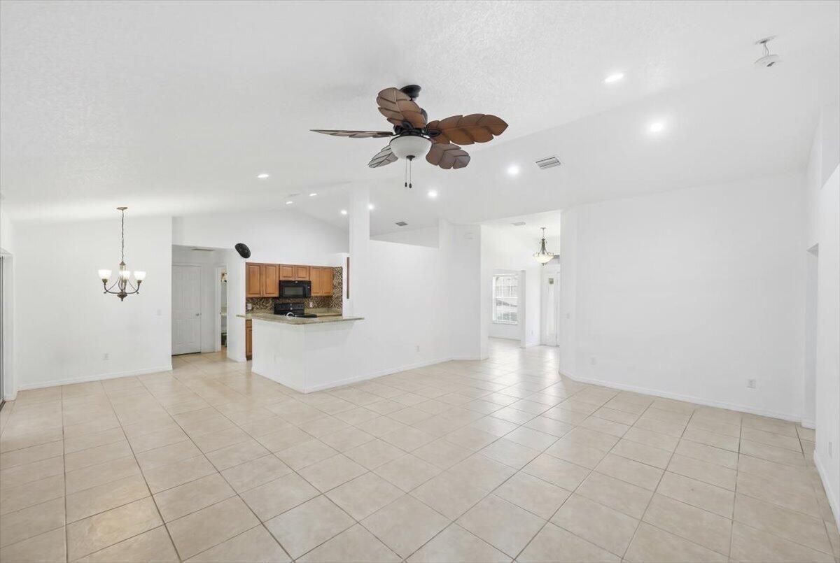 PORT ST LUCIE SECTION 17 - Residential
