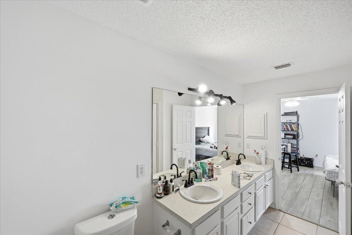 PORT ST LUCIE SECTION 17 - Residential