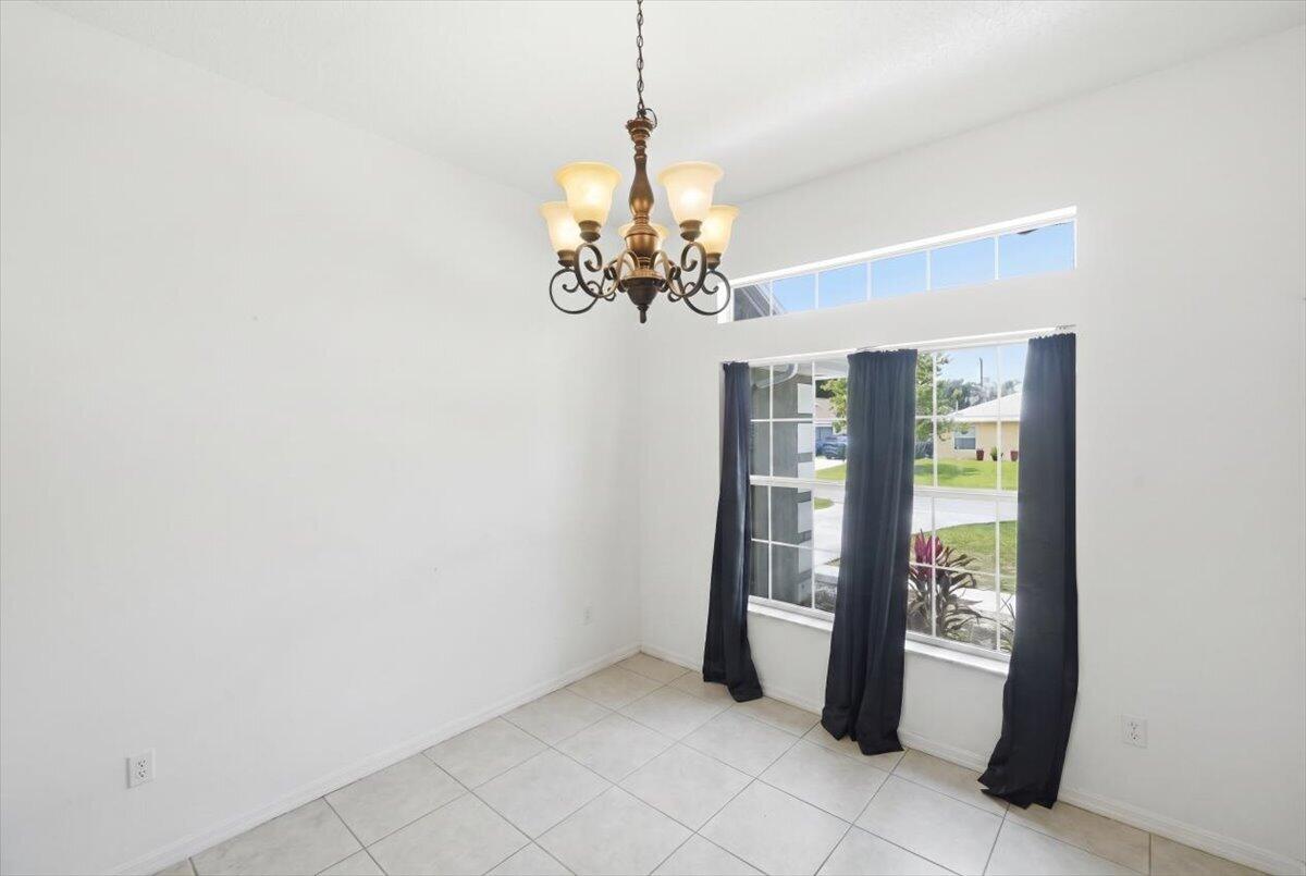 PORT ST LUCIE SECTION 17 - Residential