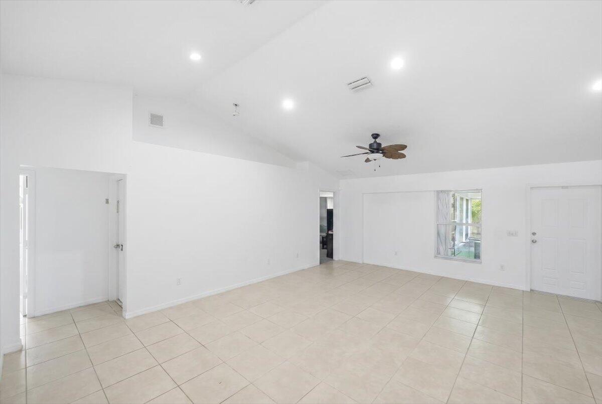 PORT ST LUCIE SECTION 17 - Residential