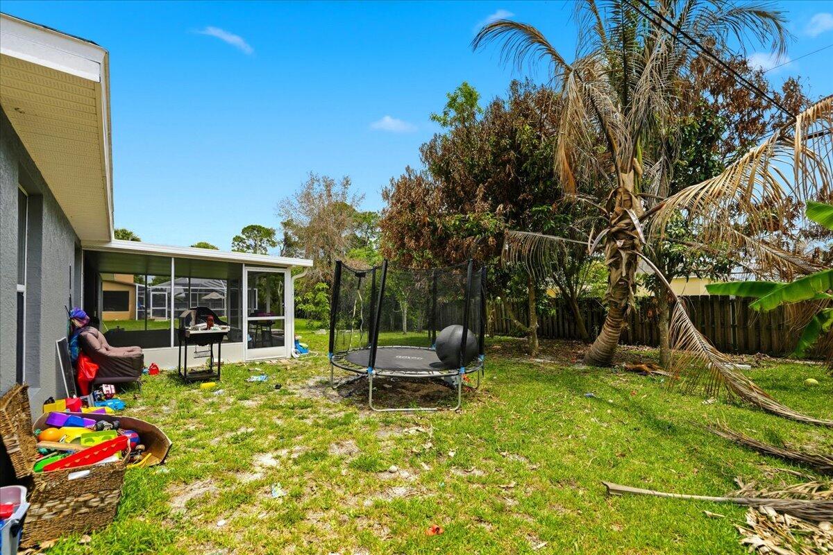 PORT ST LUCIE SECTION 17 - Residential