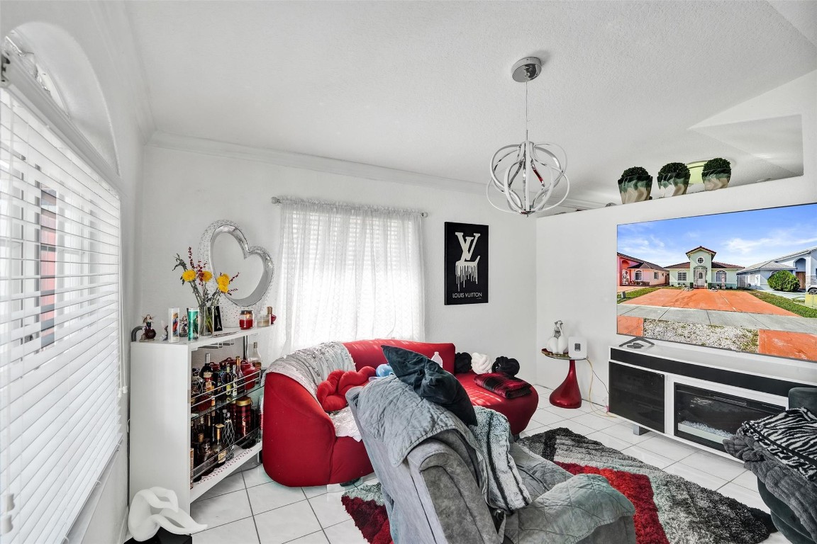 Bella Casa Point - Residential