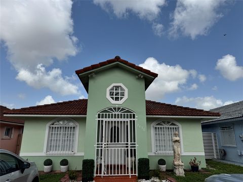 7456 W 34th Ct Hialeah FL 33018