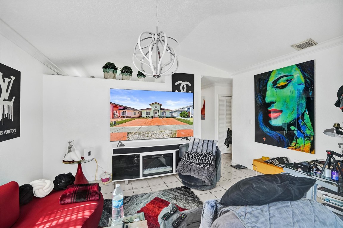 Bella Casa Point - Residential