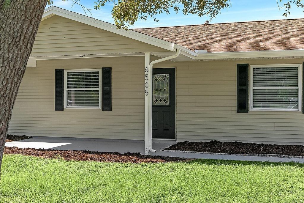 Photo of 6505 Citrus Park Boulevard, Fort Pierce, FL 34951 (MLS # R11116516)