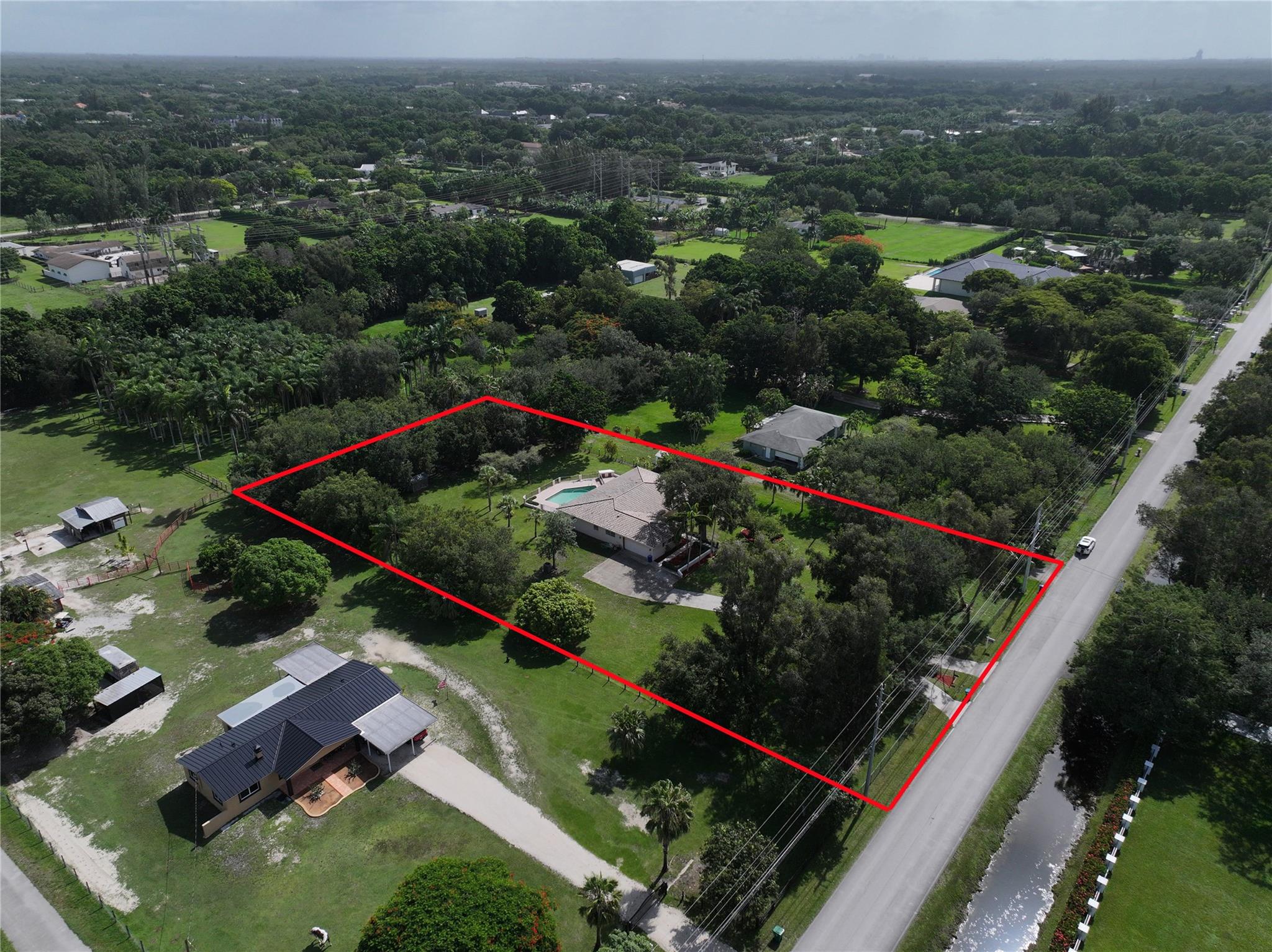 14431 MUSTANG TRAIL, Southwest Ranches, FL, 33330/$2,499,900 1 14431 MUSTANG TRAIL