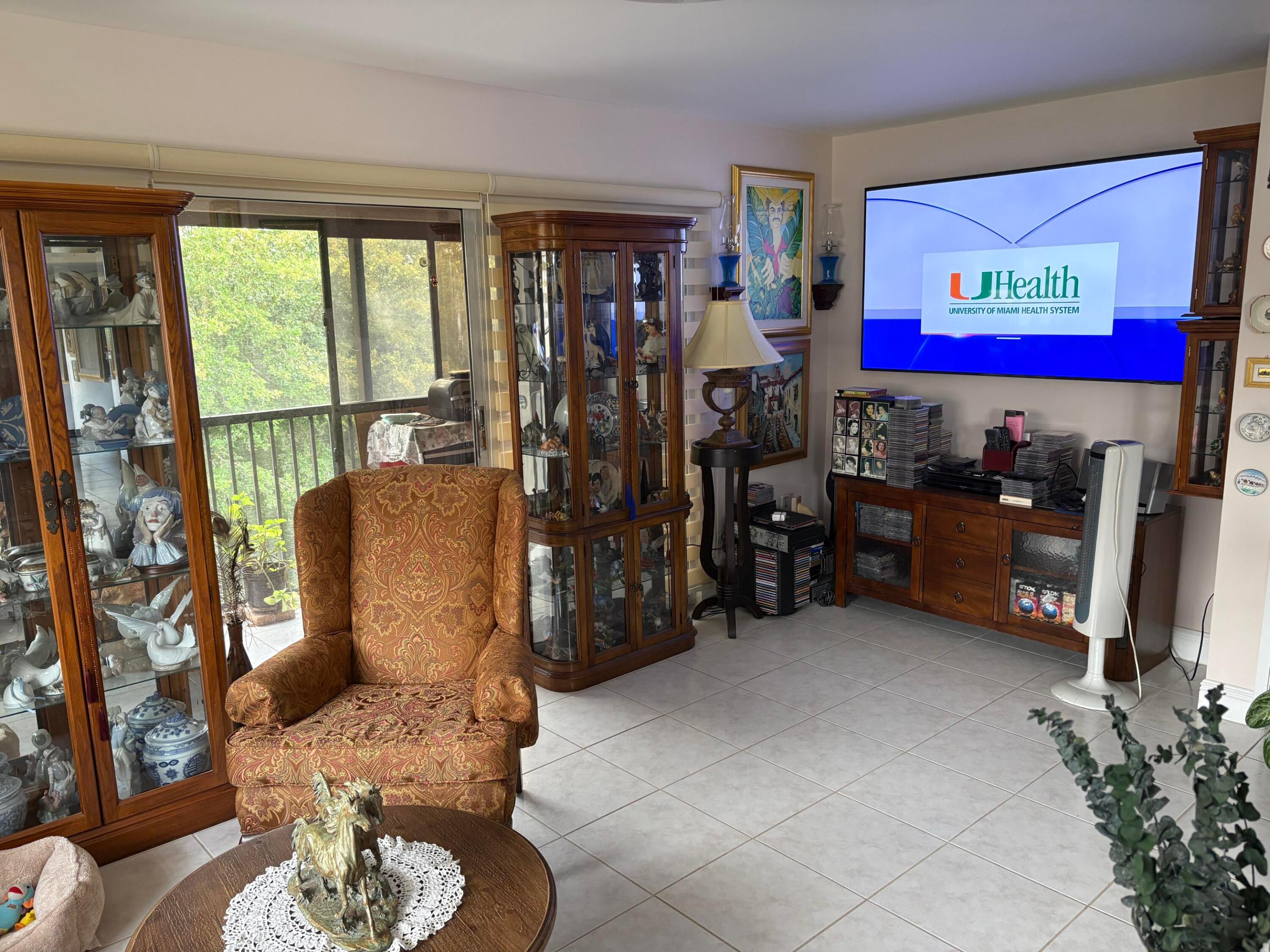 SUFFOLK AT CENTURY VILLAGE - Residential