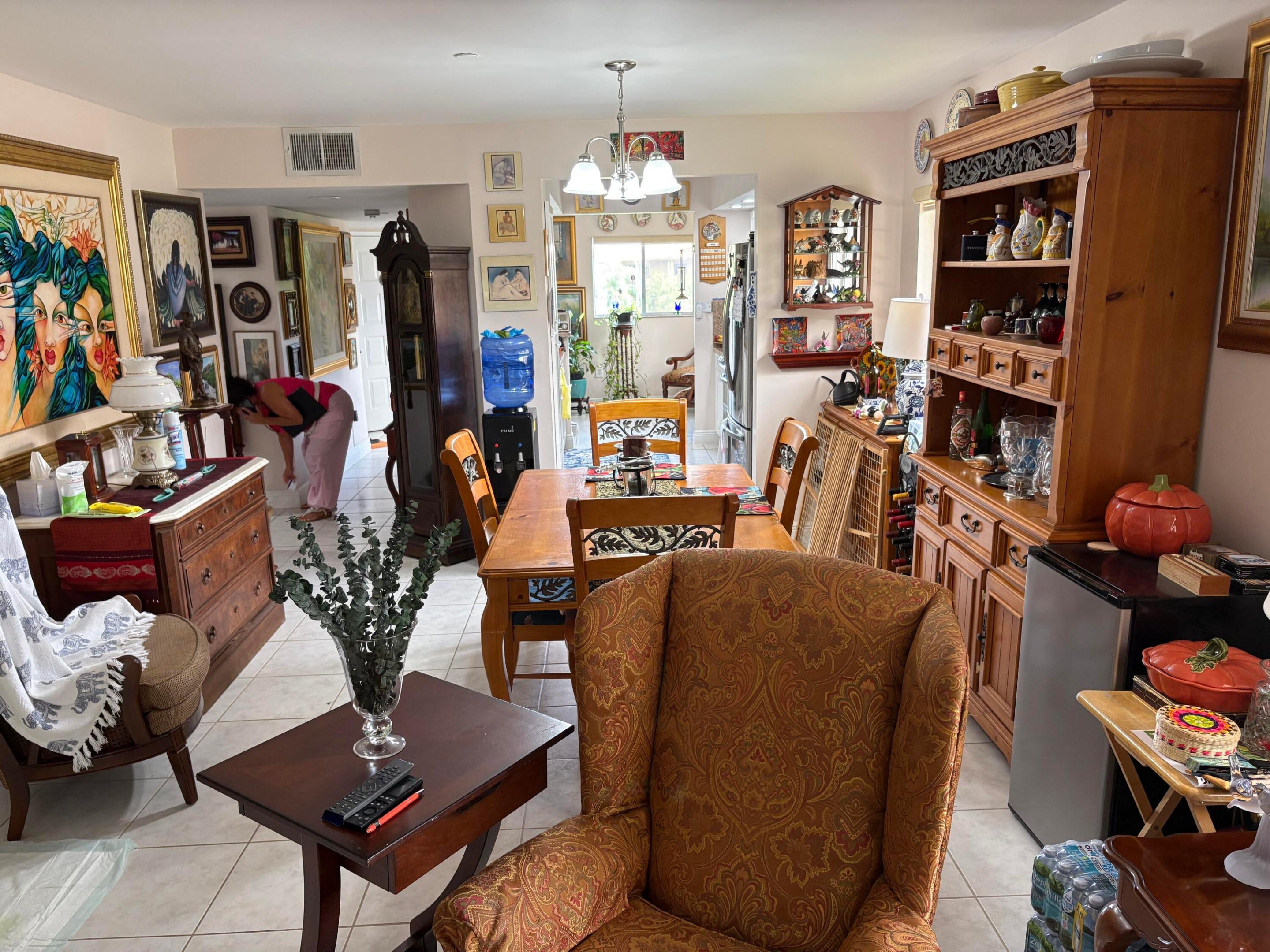SUFFOLK AT CENTURY VILLAGE - Residential