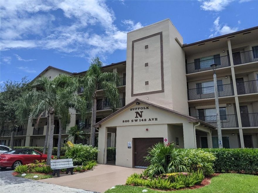Desirable Corner Unit with Serene Nature Views. This highly desirable corner unit offers peaceful nature views and 1,533 sq ft of stylish, updated living in a secure 55+ gated community. The remodeled kitchen features sleek modern cabinetry, granite countertops, stainlesssteel appliances, updated lighting, and a double oven, creating a perfect blend of function and contemporary design. The home includes a builtout attic with lighting and pulldown stairs—ideal for storage—along with a fullsize washer and dryer for added convenience. Enjoy the elegance of sleek tile flooring that flows seamlessly throughout the entire space, enhancing the home's clean, modern aesthetic. Both bedrooms are generously sized, and the two updated bathrooms offer comfort