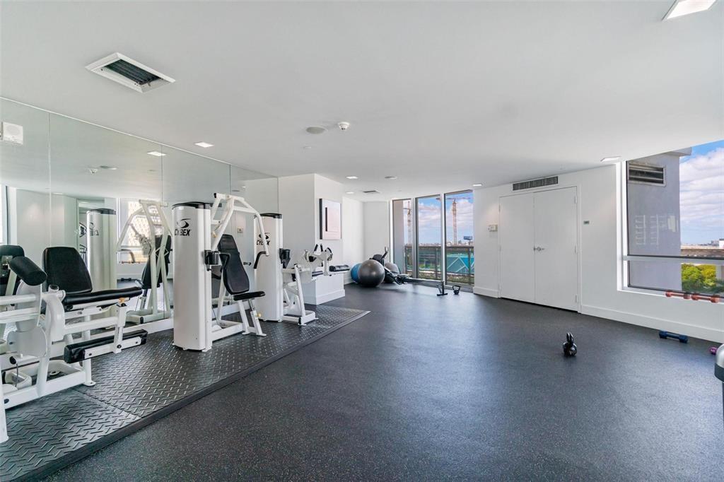 WIND CONDO - Residential Lease