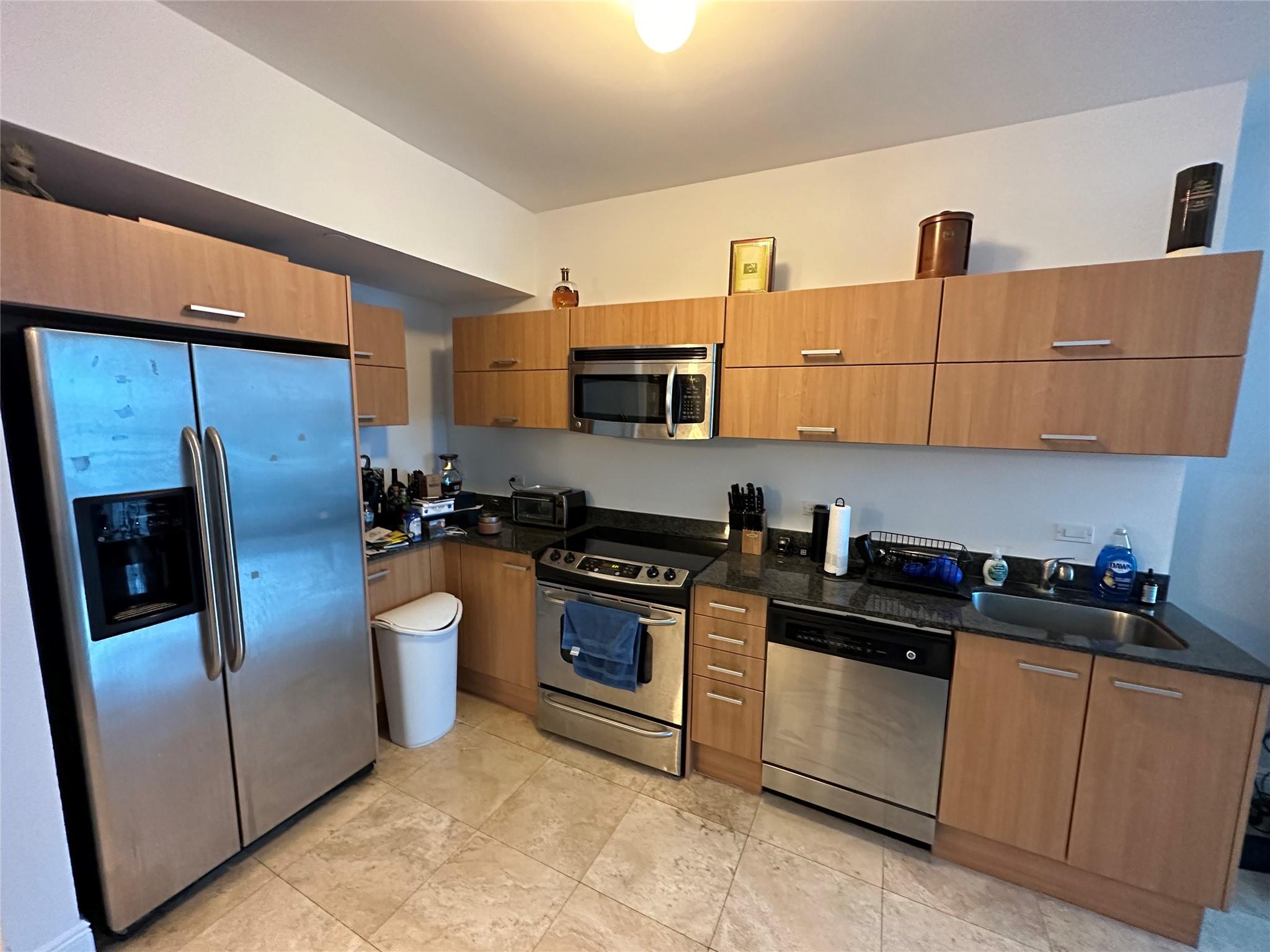 WIND CONDO - Residential Lease