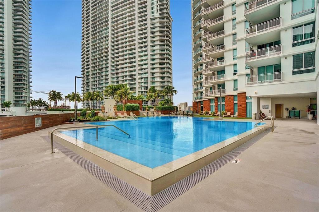 WIND CONDO - Residential Lease
