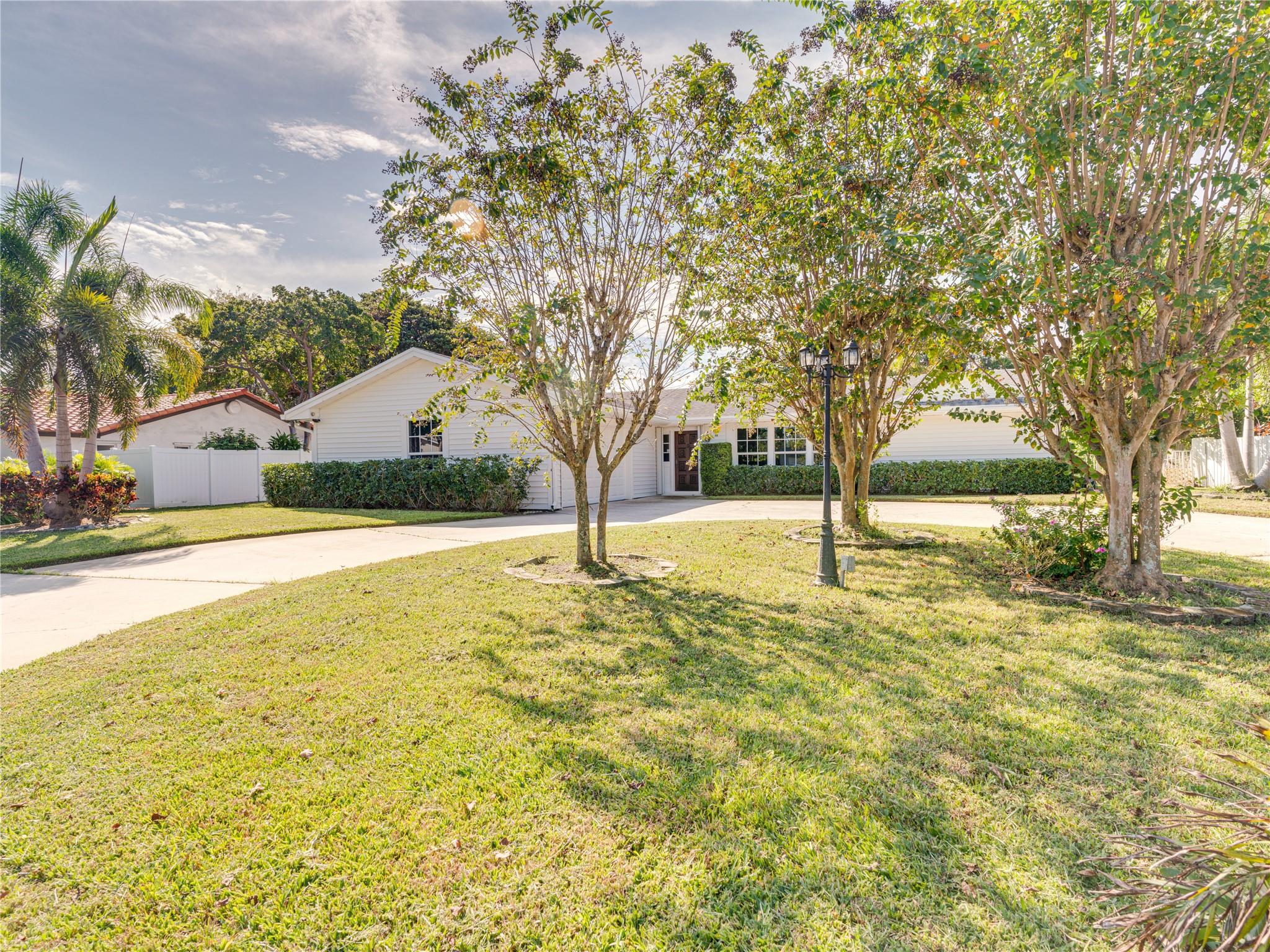 8 NW 24th St