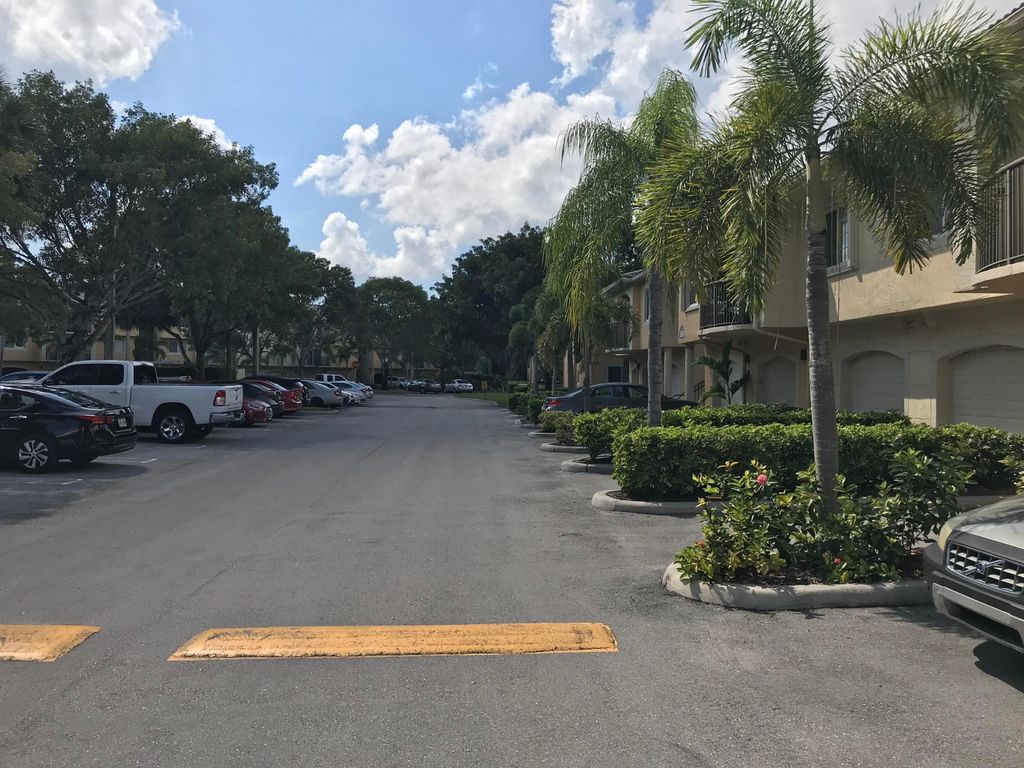 Photo of 700 S Crestwood Ct Court S #708, Royal Palm Beach, FL 33411 (MLS # B26022450)
