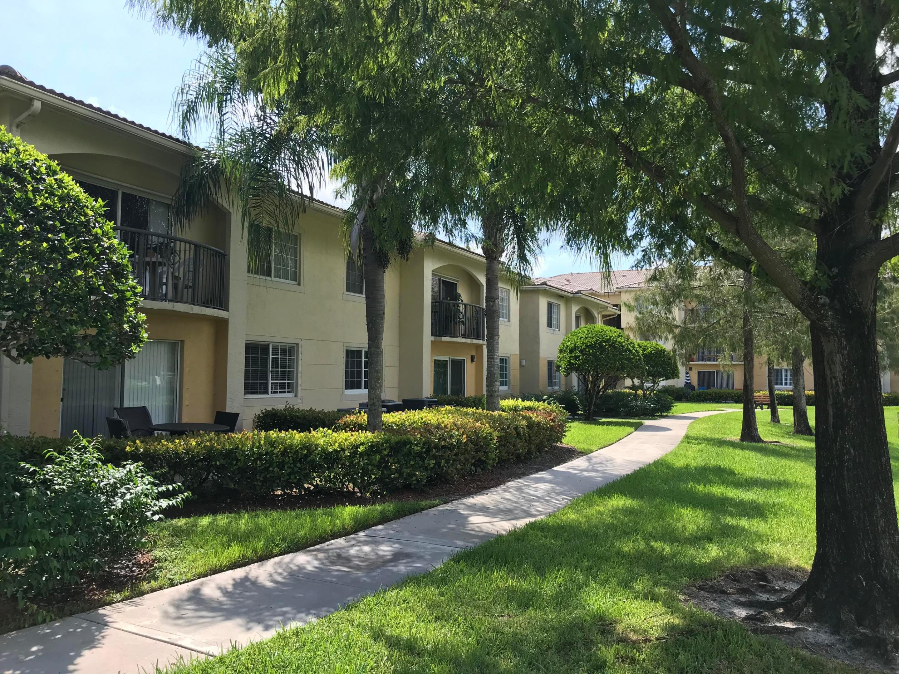 700 S Crestwood Ct Court S 708