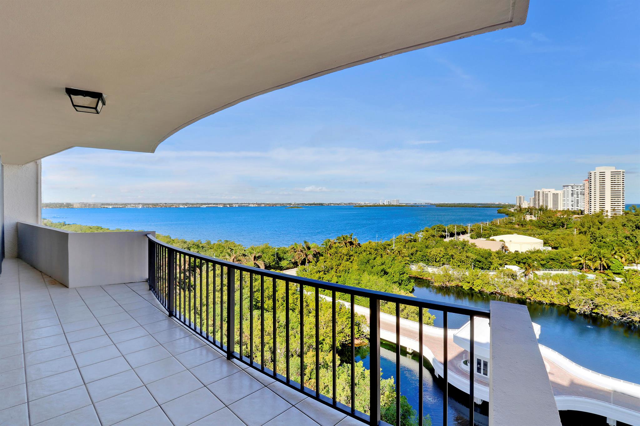 4200 N Ocean Drive 2-1005