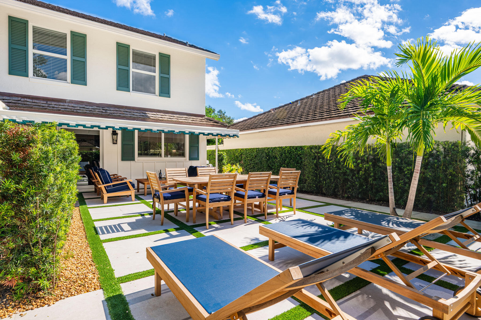 TWELVE OAKS CONDO - Residential Lease
