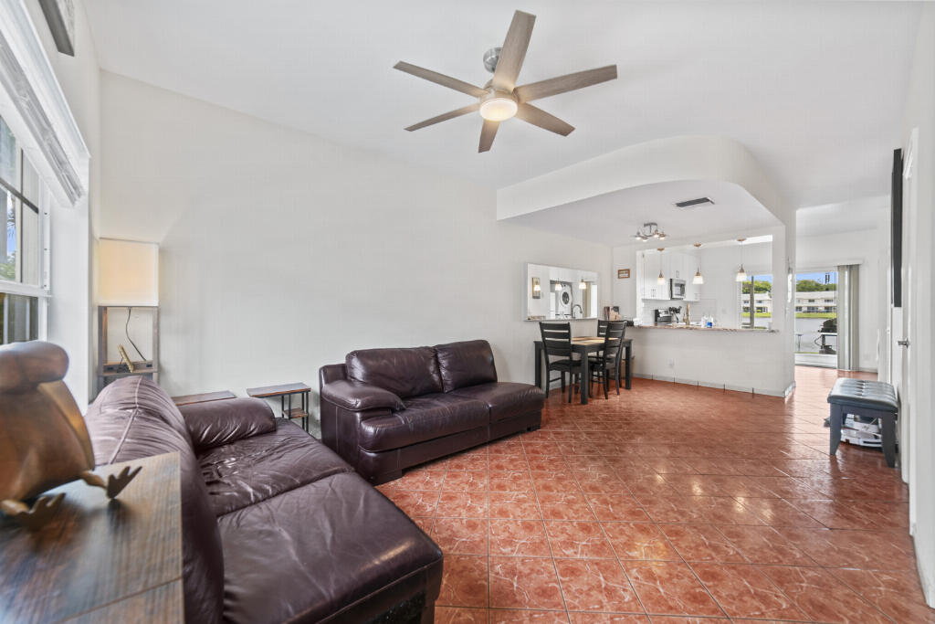 3165 SW 50th Street