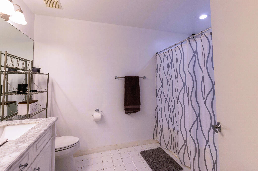 BANYAN OAKRIDGE COMMERCIAL PLAT - Residential