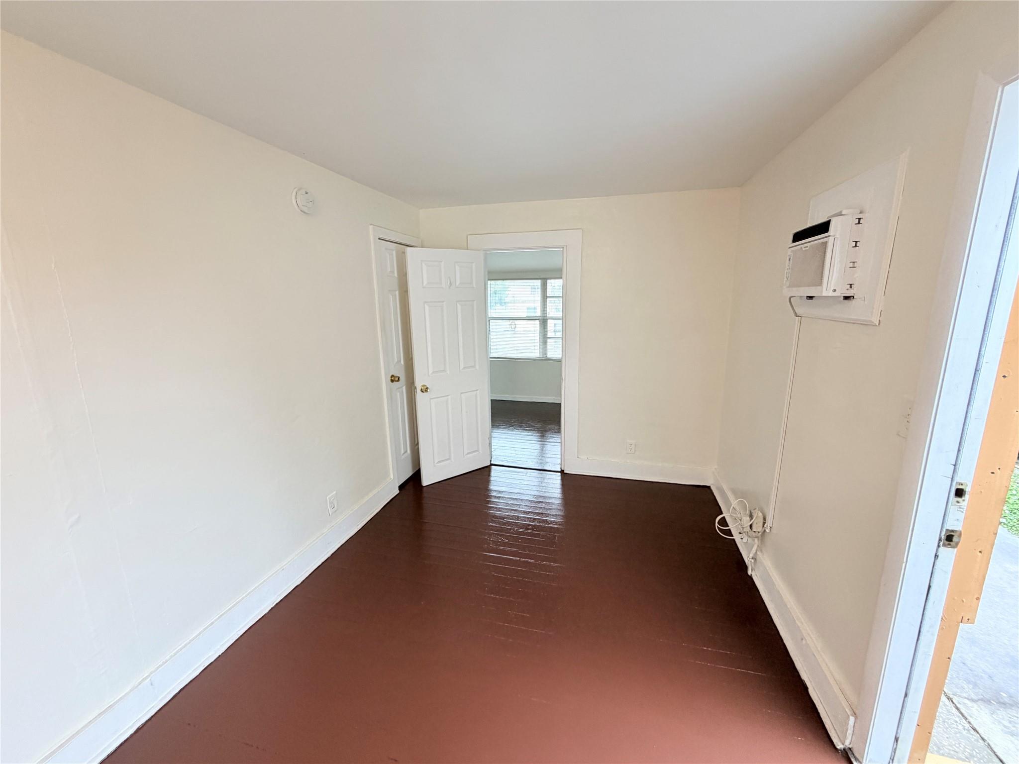 View photos, virtual tours, details... 4341 Pinewood Ave 4341