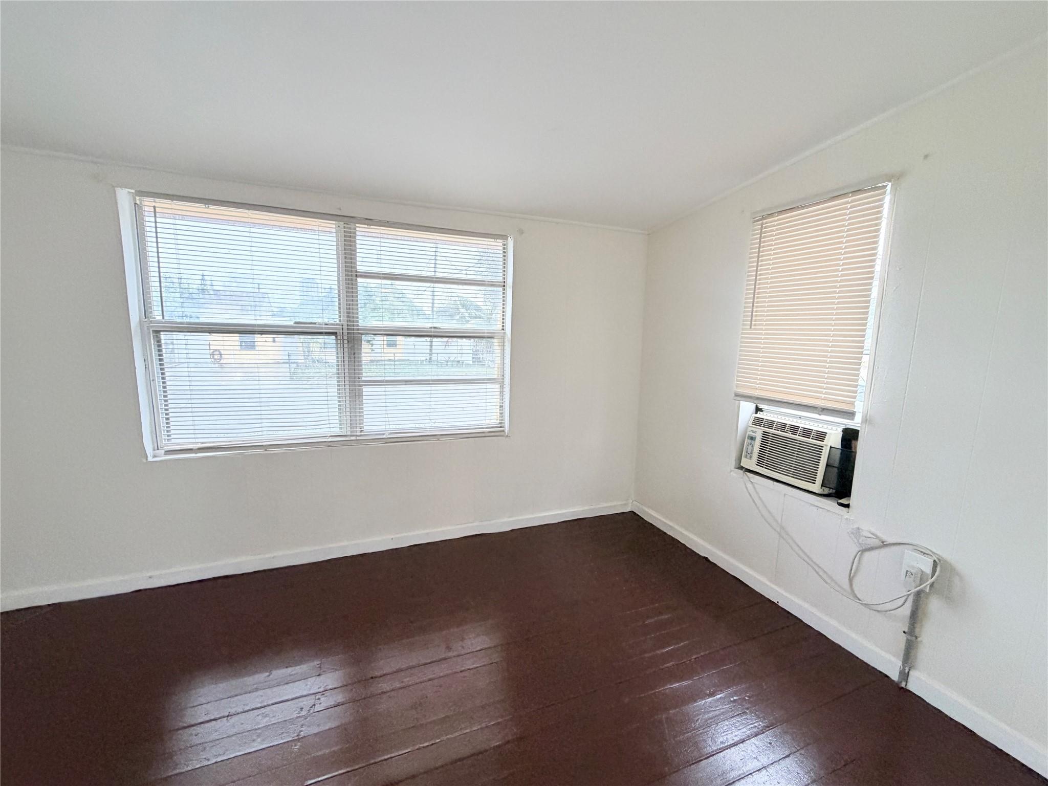 View photos, virtual tours, details... 4341 Pinewood Ave 4341