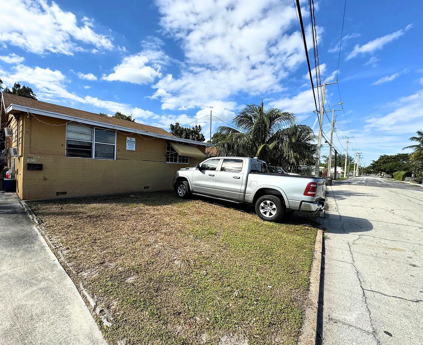 North Palm Beach 02 - Residential Lease