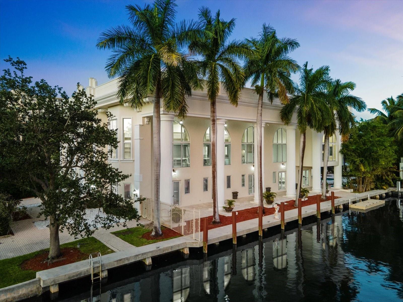 Short or long term: LOOKING FOR A BOAT SHOW RENTAL, CALL FOR DETAILS! Welcome To “GRAND RIVIERA” The most Magnificent
Mansion in Fort Lauderdale. Dramatic 30'+ ceilings, 6 ensuite bedrooms and amazing water views! Open floor
plan, gorgeous limestone floors, and stunning dramatic staircase. Huge bedrooms each with a private bath,
EXCEPTIONAL 16 Seat Professional THEATRE that has sound activated vibrating seats!!!, Game/billiard room,
FULL GYM, SAUNA and STEAM rooms. LARGE walk-in wine cellar! Resort style heated pool/spa directly on the
water, gorgeous views, huge summer kitchen! 150+FT on water. This Home is a one of a kind! Walk
to beach, Las Olas shops and restaurants! Access to ocean...No fixed bridges! You will not find another home like
this. Dockage available for rent.